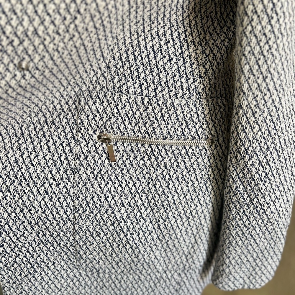 ZARA NAVY & ECRU LONG JACQUARD BLAZER JACKET WITH ZIPPED POCKETS SZ M CAREER EUC - Picture 6 of 16